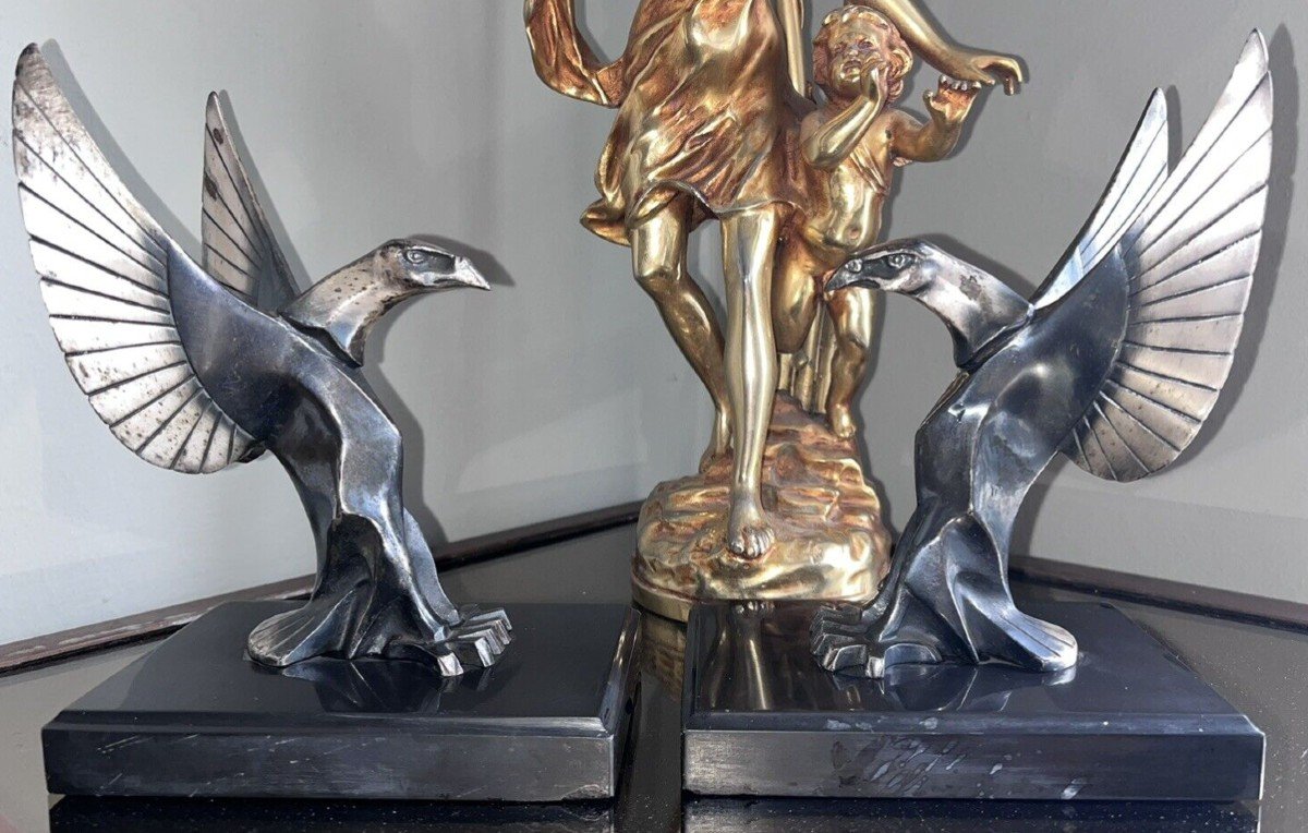 Bourcart (20th Century) Art Deco Bookends, Chimeras In Bronze On Marble, Signed-photo-2