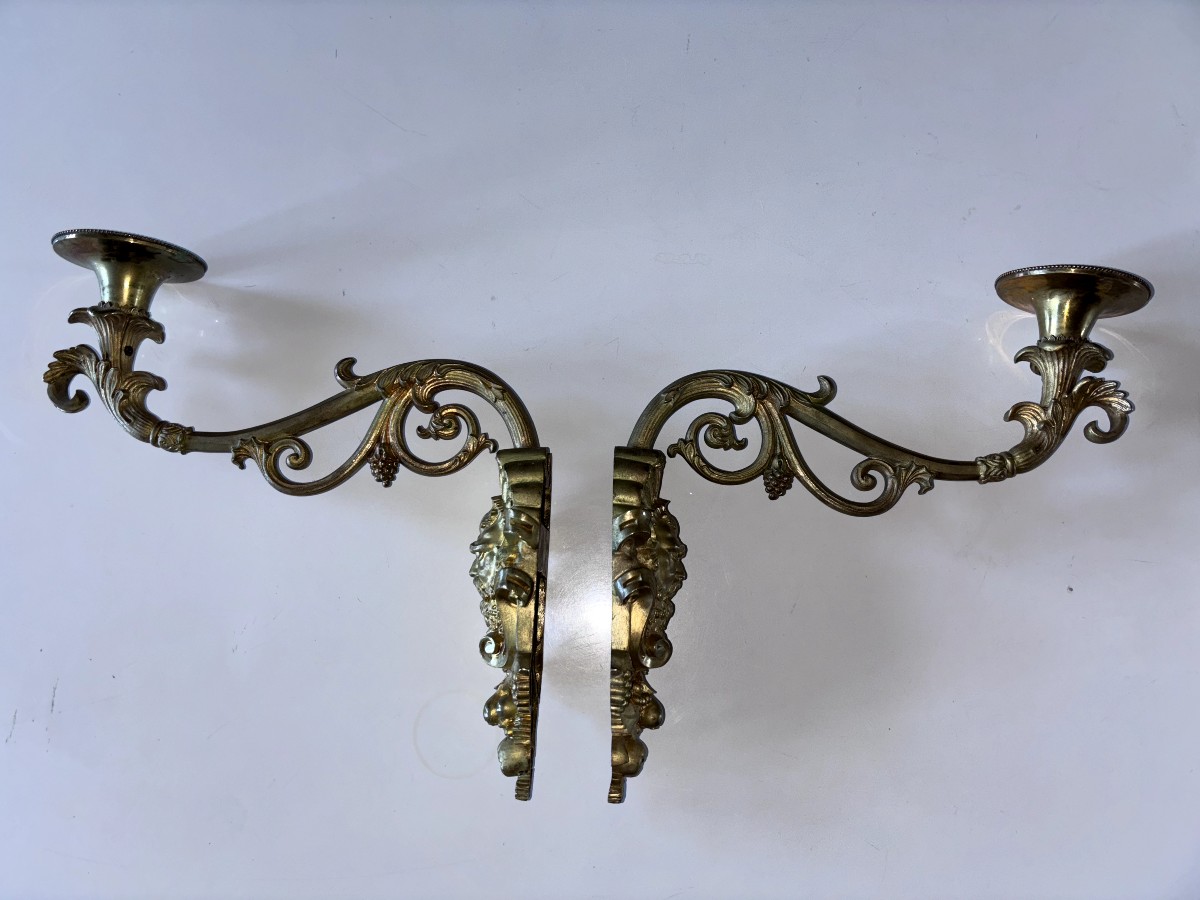Paire d'Appliques En Bronze Doré Ciselé De Style Louis XIV , à Décor De Bacchus-photo-4