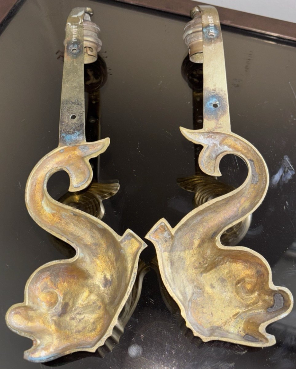 E. Guillemard (20th Century) Pair Of Art Deco Wall Lights In Gilded Bronze Signed-photo-1