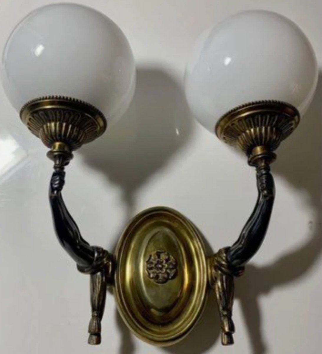 Maison Charles (attributed To) Set Of 3 Bronze Sconces Decorated With Nubian Arms -photo-4