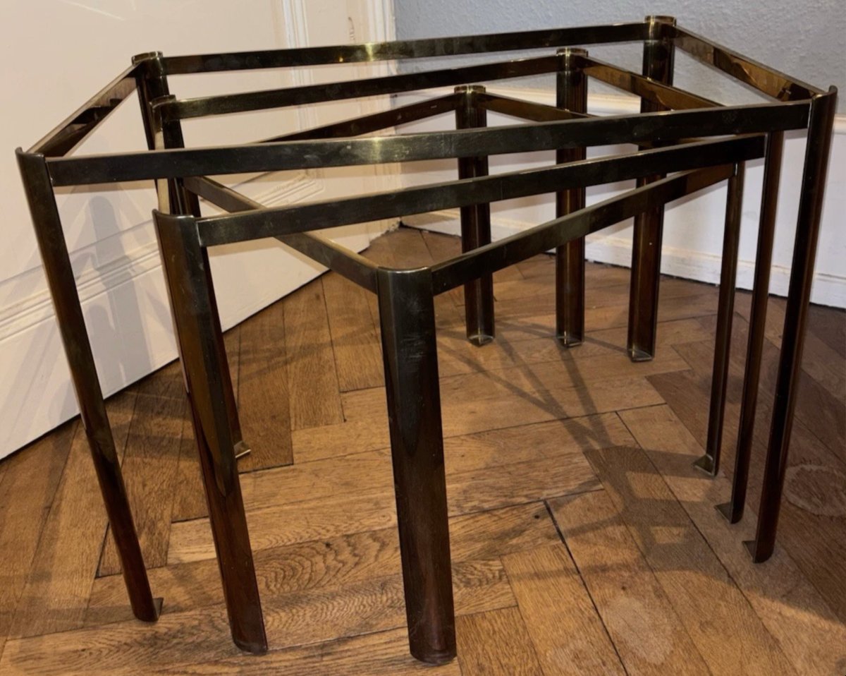 Quinet Or Pelletier Three Rectangular Nesting Tables In Gilt Bronze And Smoked Glass-photo-8