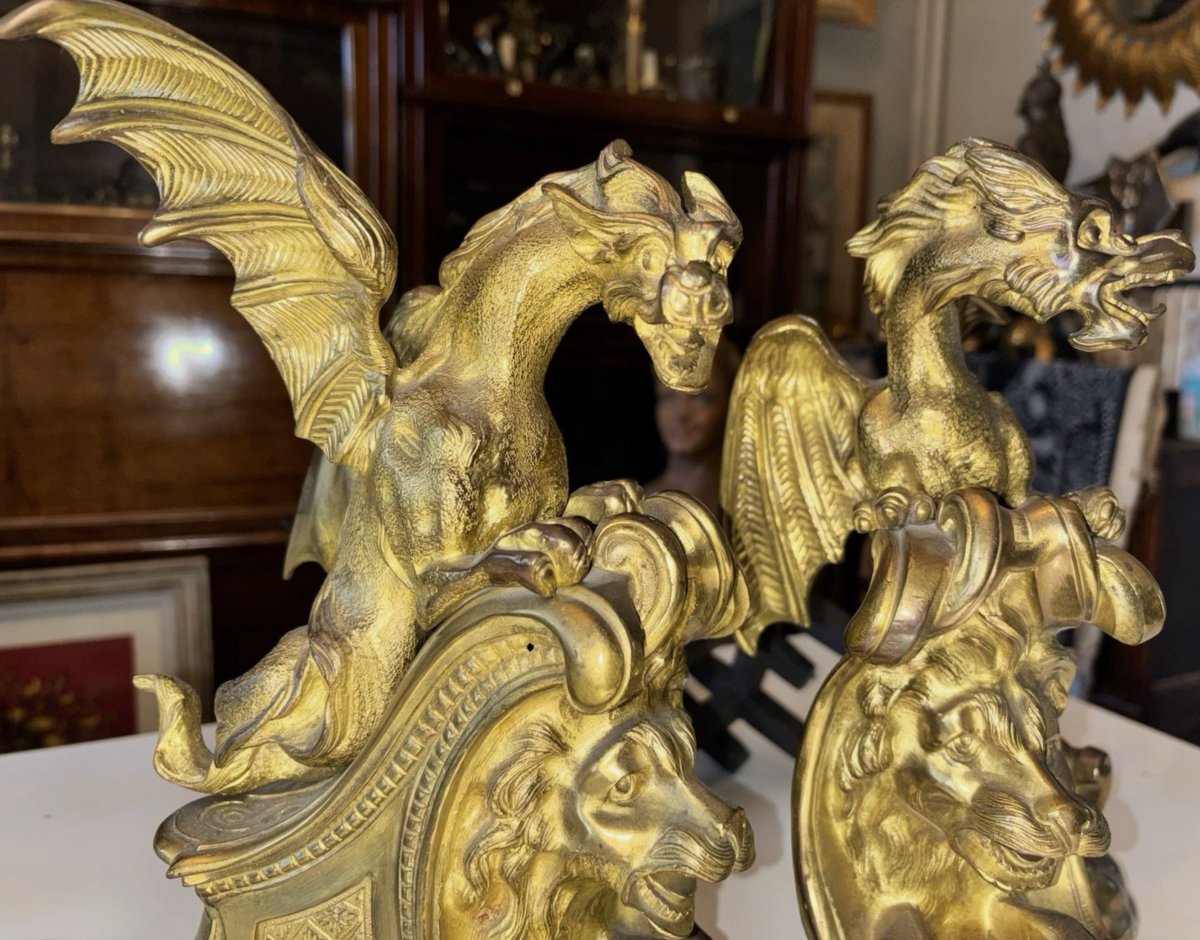 Charles CRESSENT ( 1685-1768 )  Paire de chenets, bronze doré finement ciselés, dragons & lions-photo-8