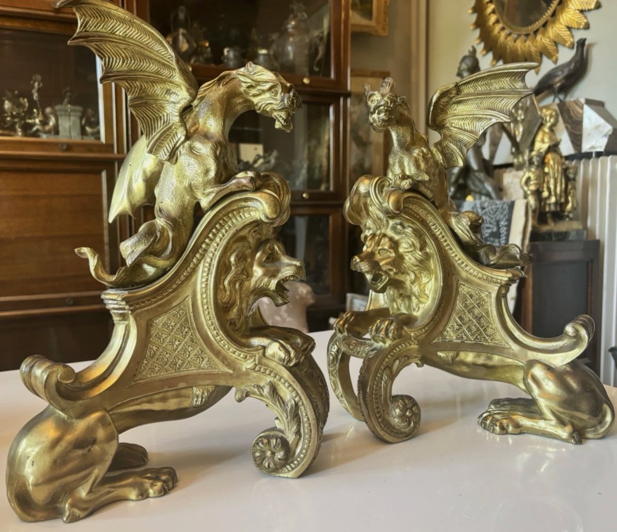 Charles Cressent (1685-1768) Pair Of Andirons, Finely Chased Gilt Bronze, Dragons & Lions-photo-3