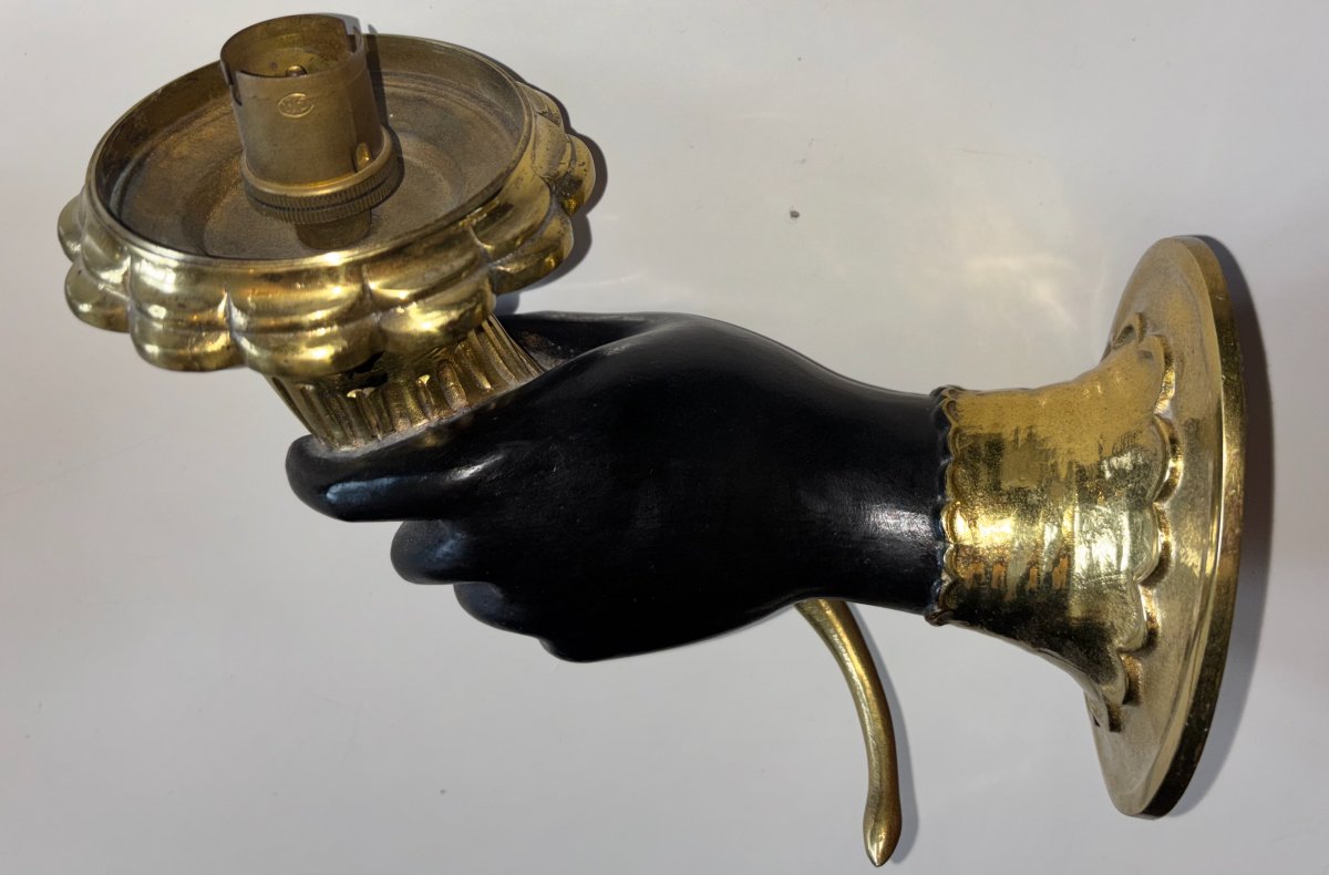 Maison Jansen Large Pair Of Bronze Wall Sconces With Nubian Hands, Cornucopias & Globes-photo-4