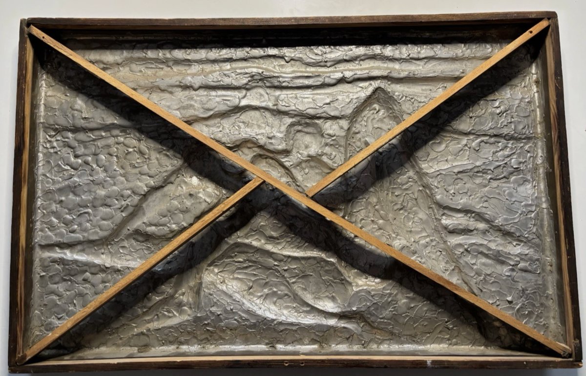 Roger DESSERPRIT (1923-1985) Tableau cubiste en alliage repoussé, signé et daté-photo-3