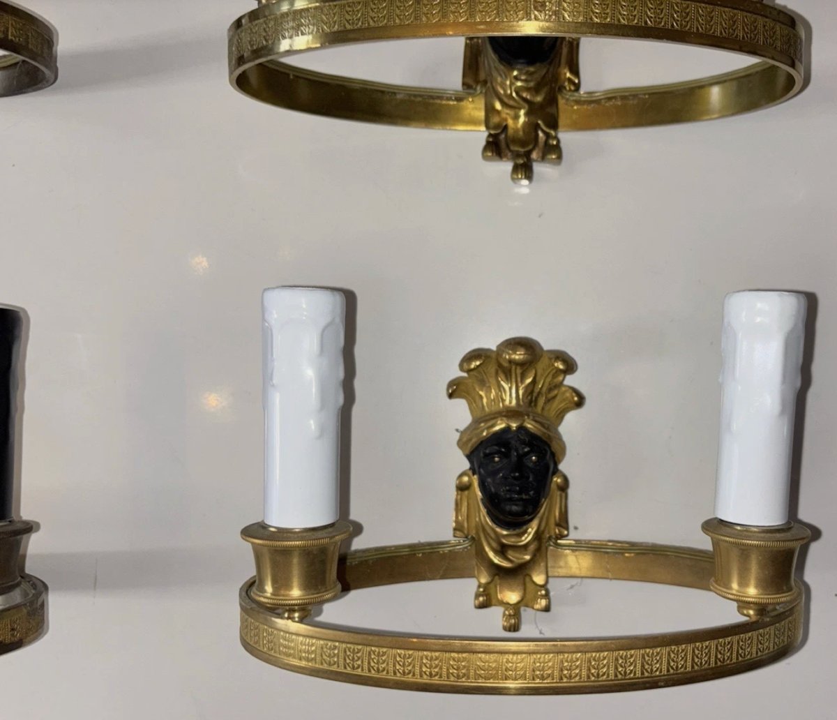 Maison Bagues 4 Wall Sconces In Gilded And Patinated Bronze, Featuring The Heads Of Indians Or Nubians-photo-3