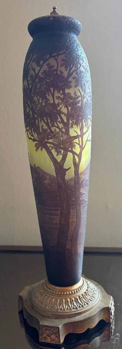 Richard (1900). Large Art Nouveau Night Light In Acid-etched, Double-layer Glass. Signed.-photo-4