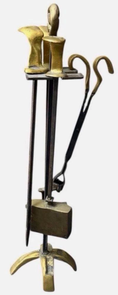 David Marshall   Brutalist Fireplace Set In Wrought Iron And Gilded Bronze. Circa 1970 Signed-photo-2