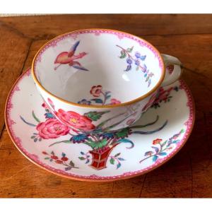 Tasse à Thé En  Porcelaine De Minton 1ère Fabrication (1810 _1815)