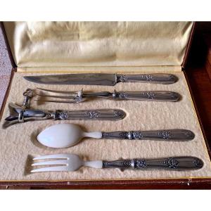 In The Same Setting, A Leg Service And A Salad Service With Silver Handles And Minerva Filling