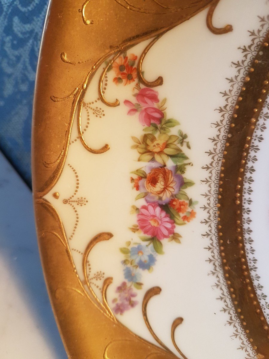 Golden Porcelain Platter. Representing A Classic Scene. Germany 19th.-photo-8