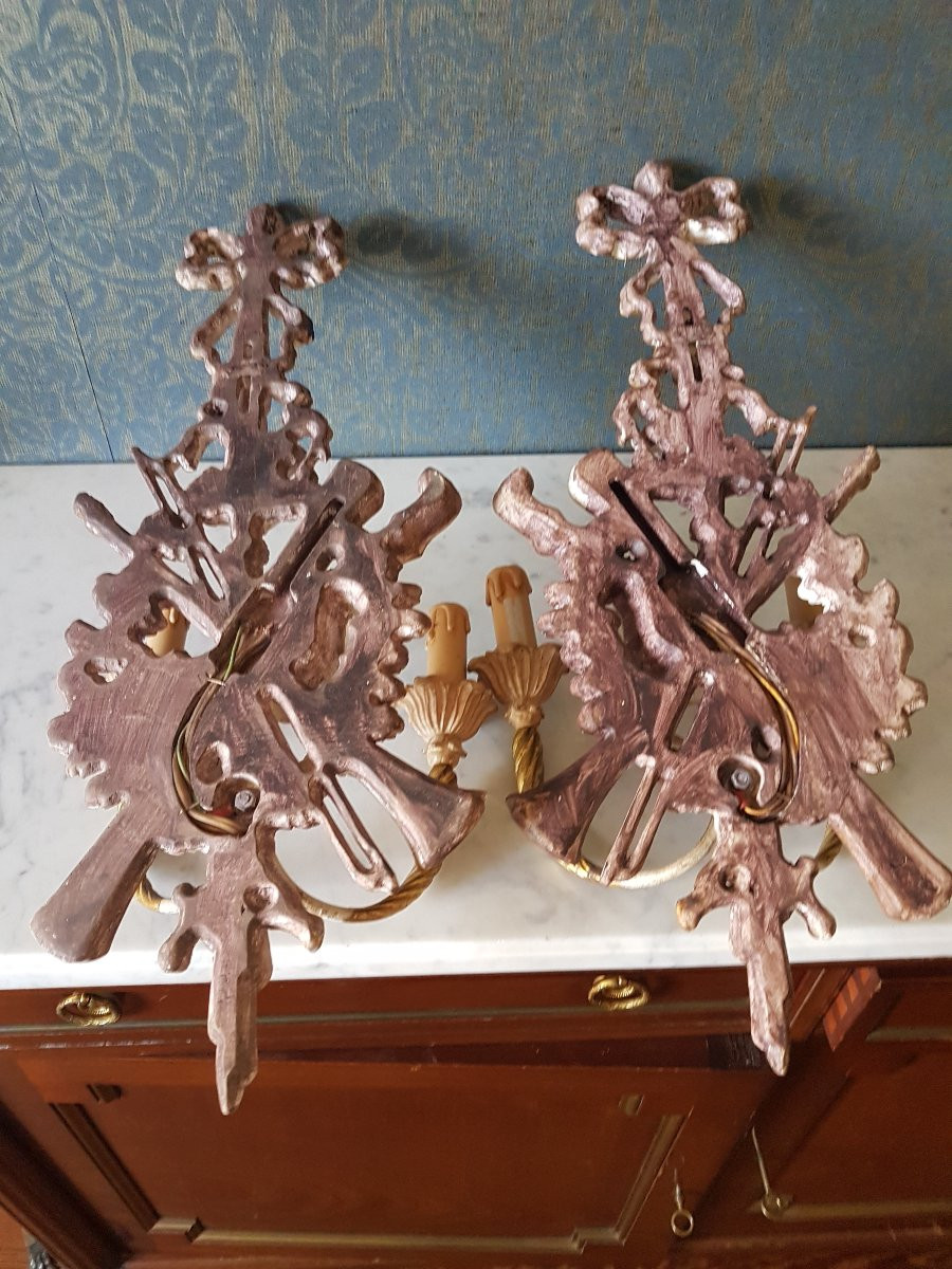Pair Of Electrified Wooden Wall Chandeliers. Late 19th Century. -photo-3