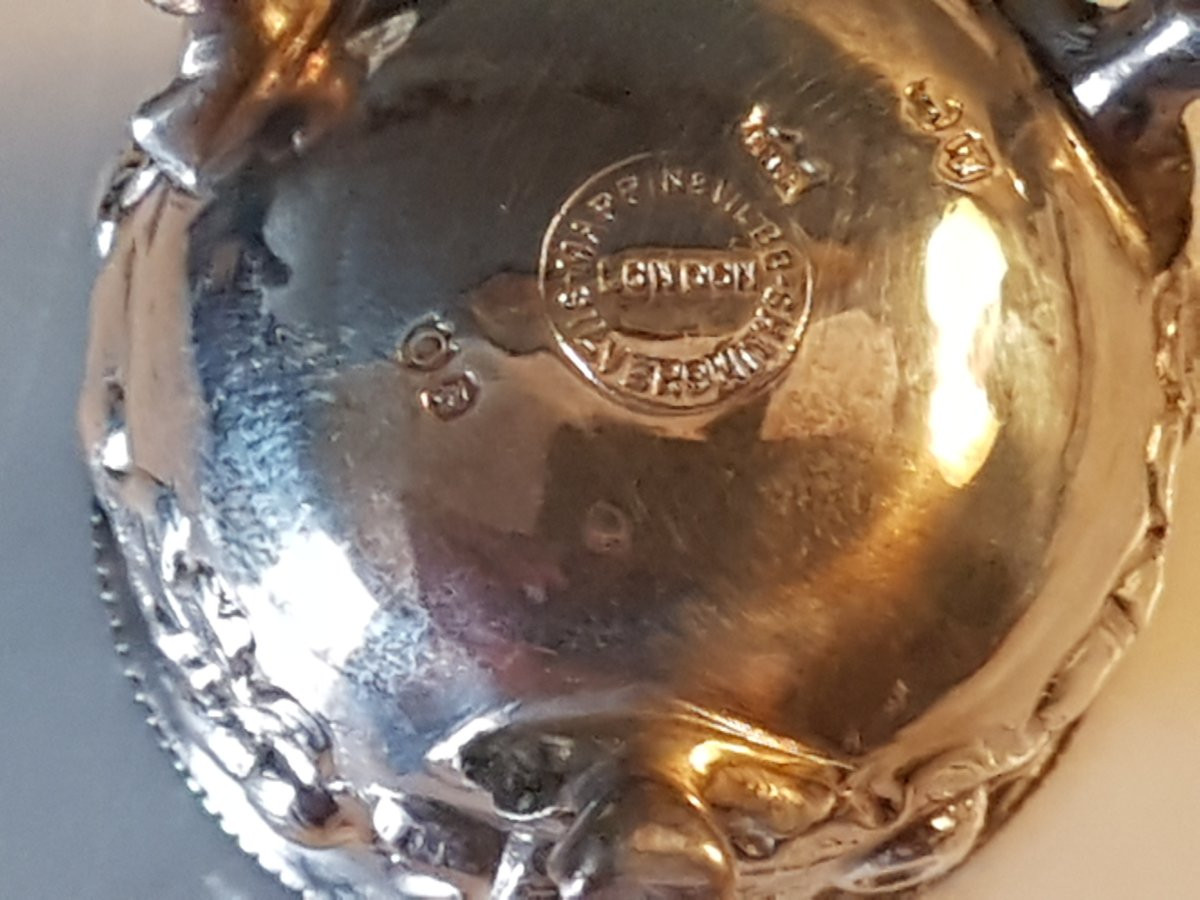 Ensemble De  Quatre Salieres Et Quatre Cuilleres En Argent.  1889.-photo-3