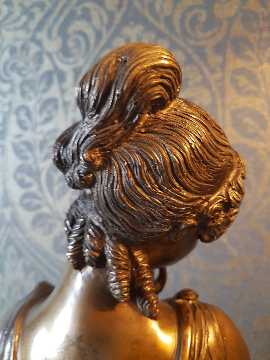 Bronze Sculpture Of A Classic Woman. 20th Century. Signed 'e. De Marco'-photo-2