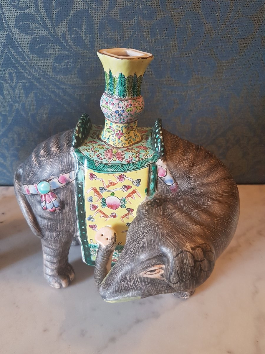 Pair Of Porcelain Candelabra. Depicting Two Elephants. China, 19th Century. -photo-3