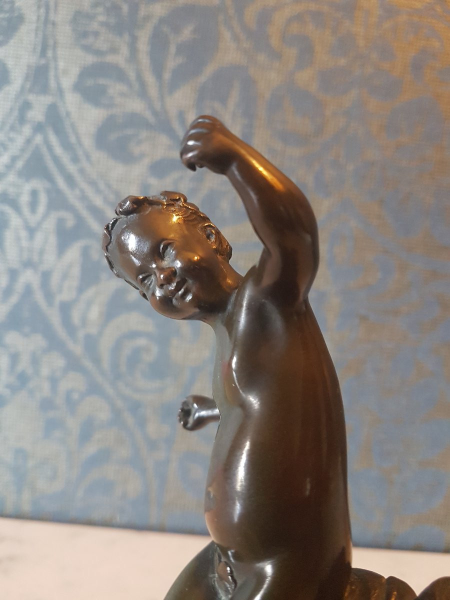 Sculpture en bronze  representant  " putti  dance' ".  19- eme. -photo-3