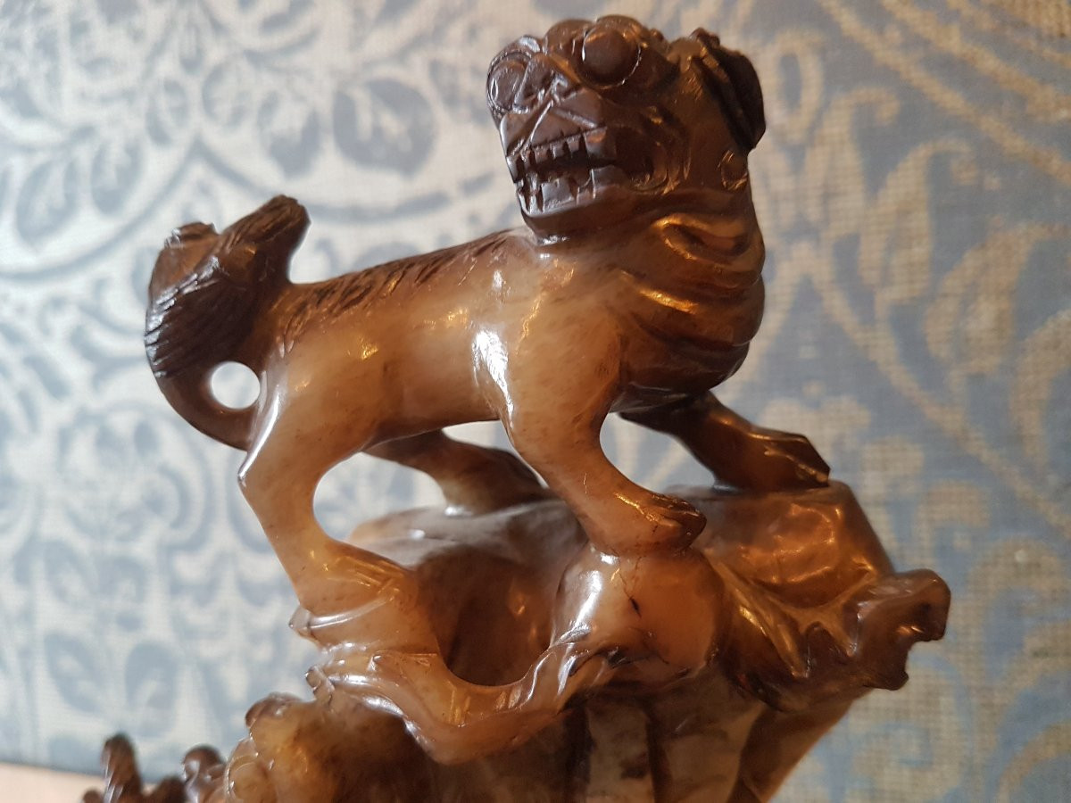 Chinese Sculpture In Agate Stone. Representing: Four Foo Dogs. 19th Century. -photo-4
