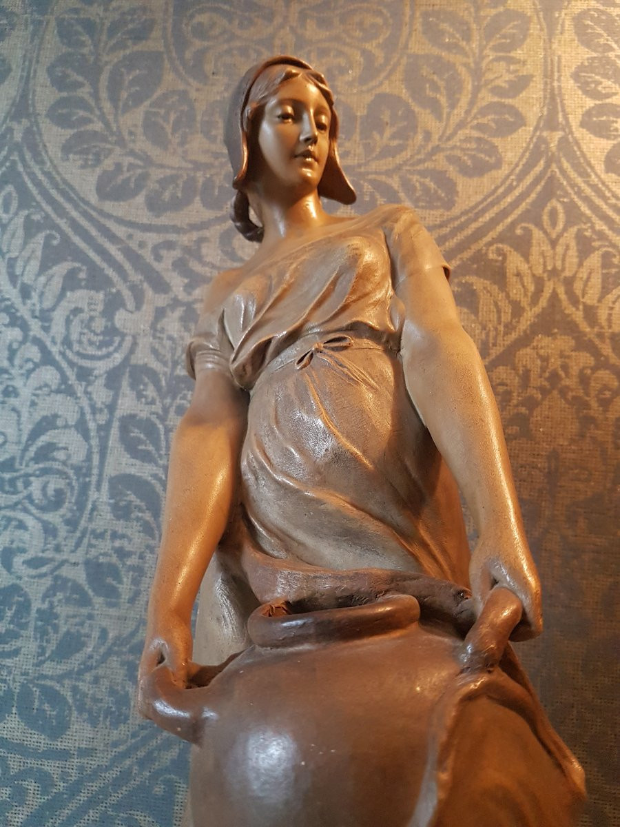 Sculpture en Terre- cuite. "Jeune  femme ".  Fondeur:  Goldscheider.  19eme. -photo-2