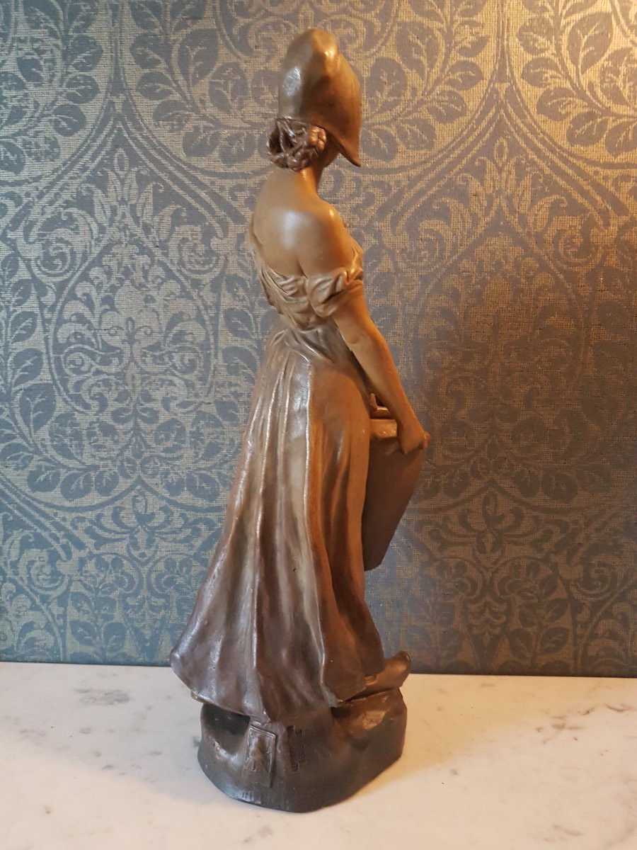 Sculpture en Terre- cuite. "Jeune  femme ".  Fondeur:  Goldscheider.  19eme. -photo-3