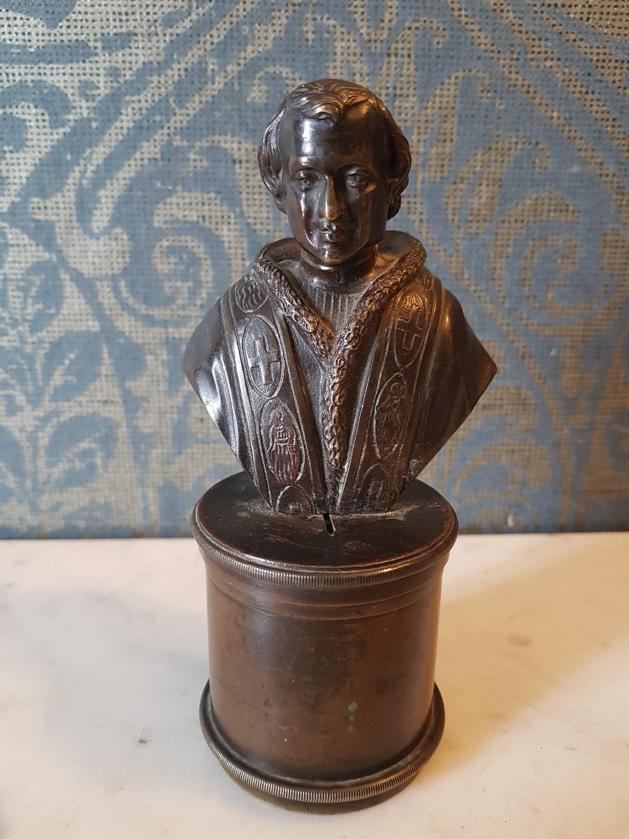 Bronze Sculpture Representing A Pope. France 19th Century.