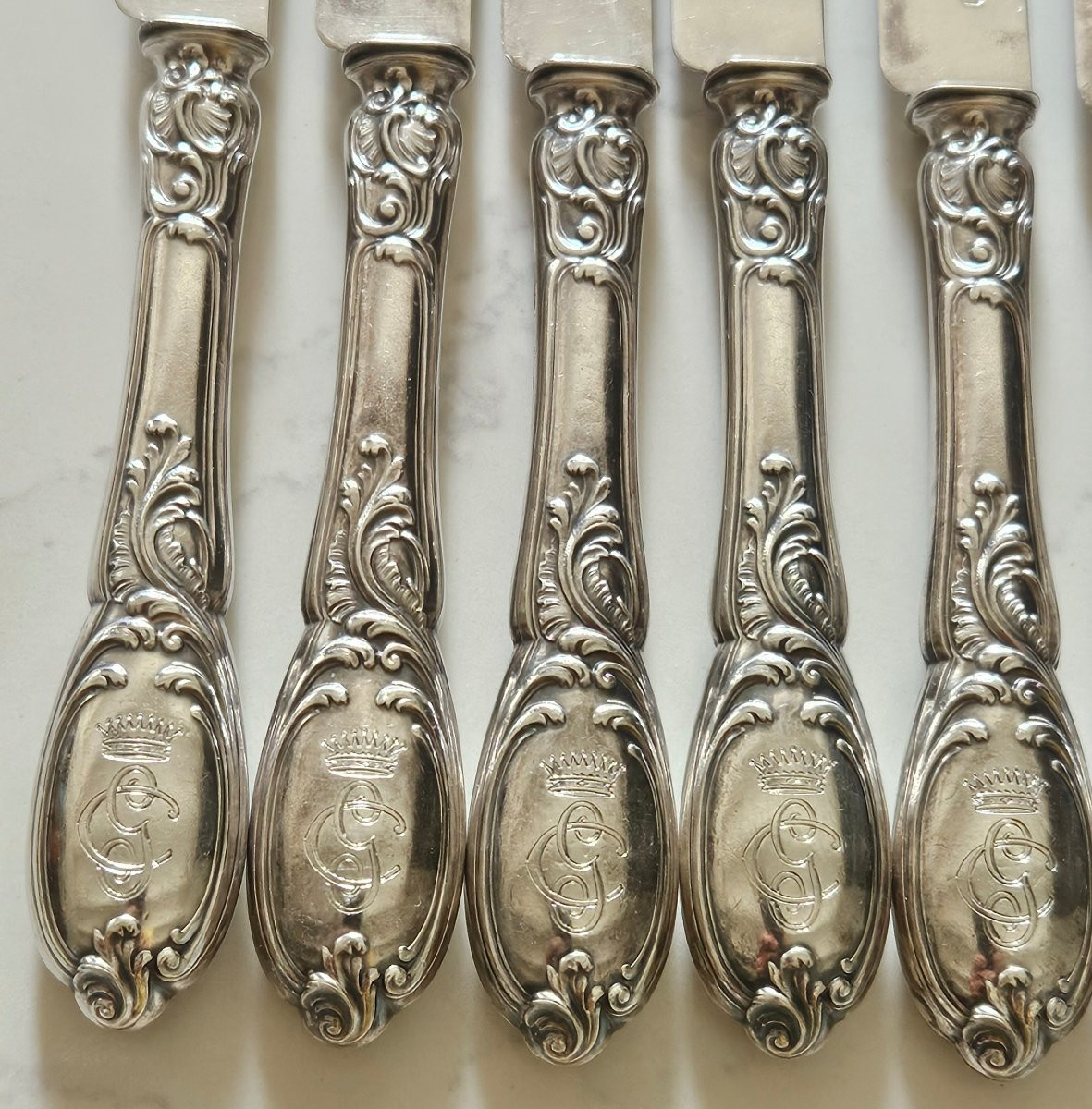 12 Silver Fruit Knives With Count's Crown And Monogram, Late 19th Century -photo-1