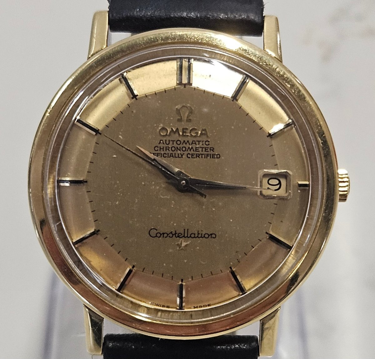 Omega Constellation Pie Pan Automatic 18 K Gold Watch.  Vintage 60's-photo-2