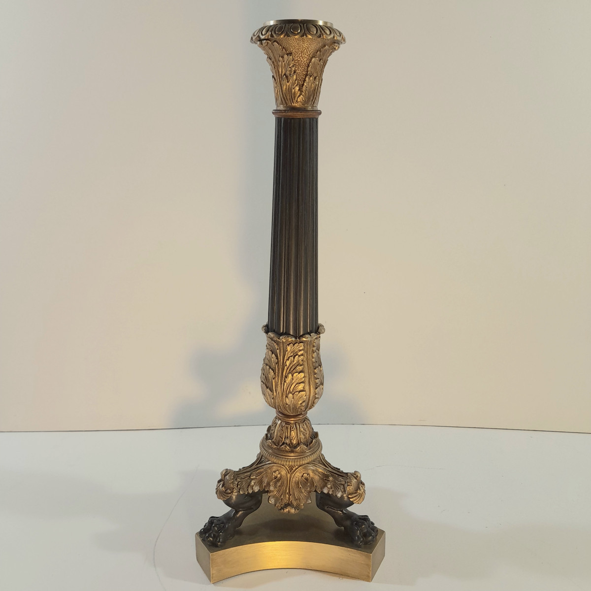 Bougeoir en bronze à double patines époque Empire