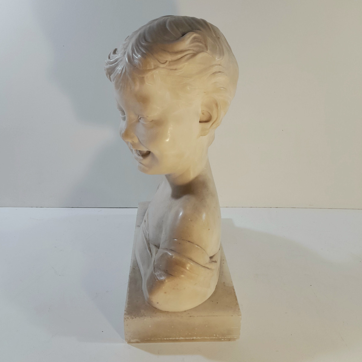 Sculpture Of A Laughing Child's Bust In Alabaster.-photo-3