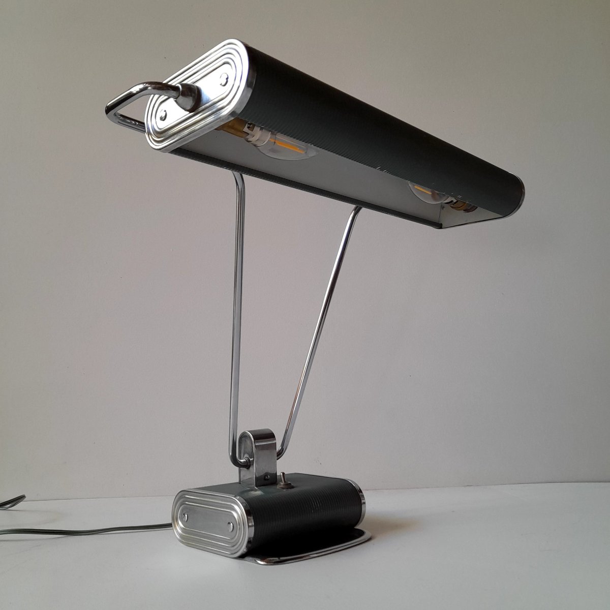 Lampe de bureau éditée par Jumo modèle N71 DE EILEEN GRAY-photo-2