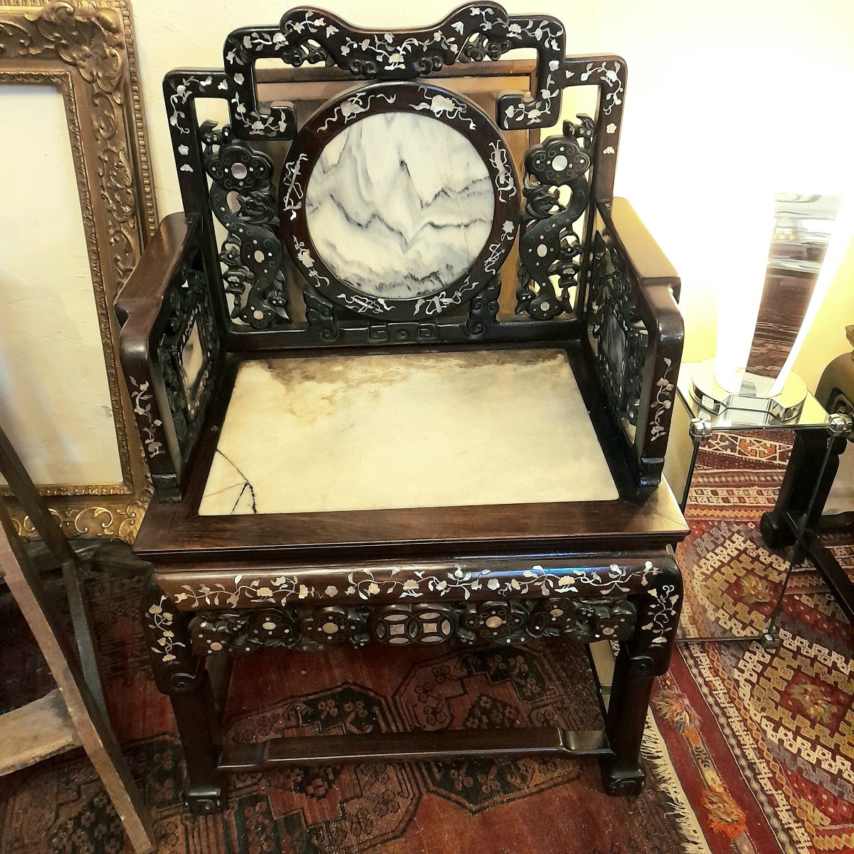 Paire de fauteuils de dignitaire vietnamien fin 19ème incrusté de nacre-photo-4