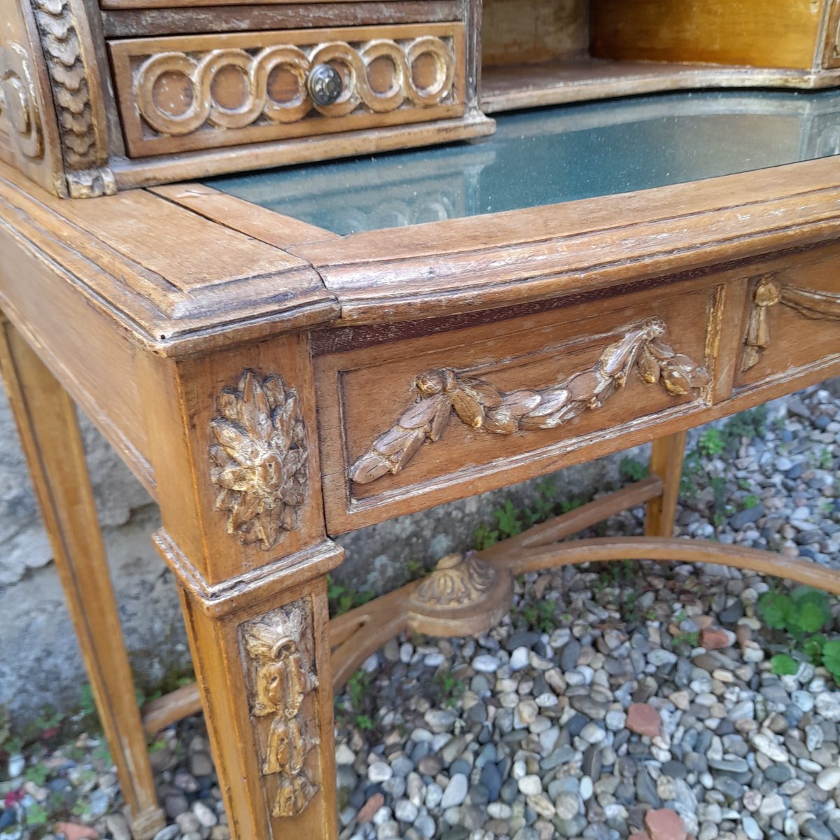 Petit bureau dit bonheur du jour de style Louis XVI Époque 1900-photo-4