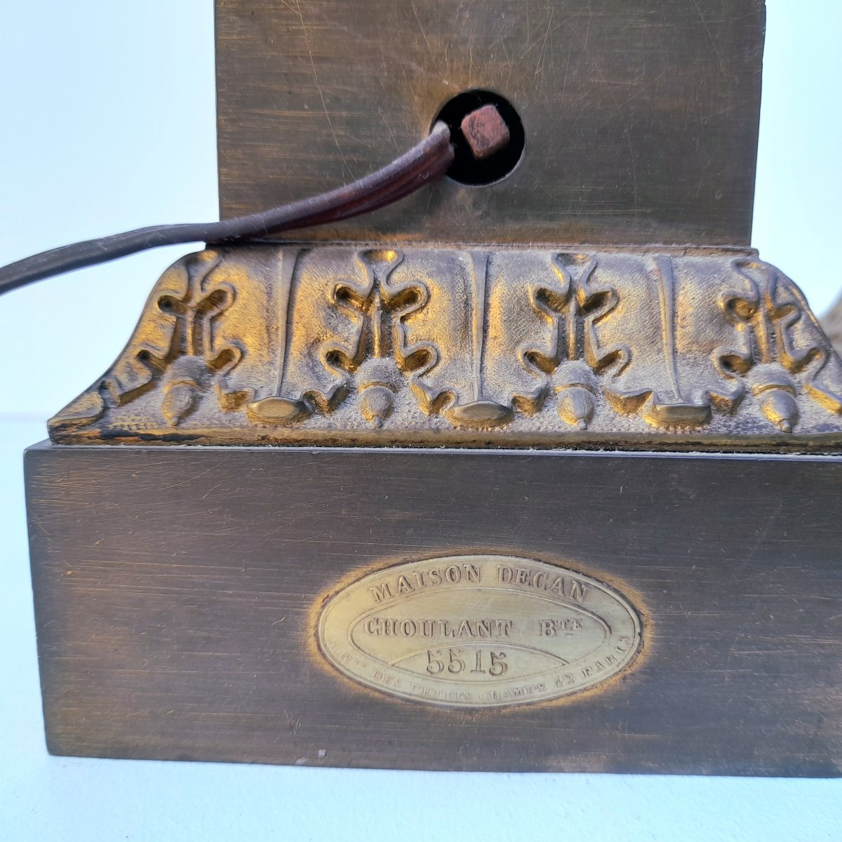 Paire de lampes en bronze doré, modèle néo classique à mécanisme Carcel-photo-2