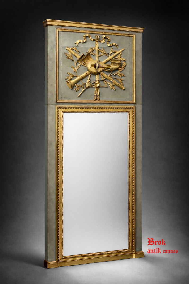 Important Mirror - Trumeau - France - 18th Century 