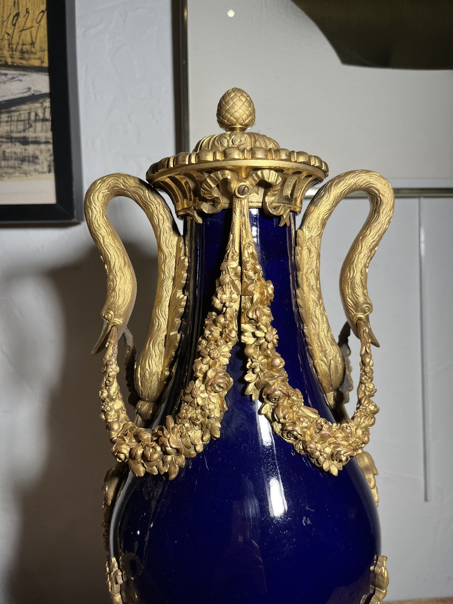 Pair Of Covered Vases - Porcelain/bronze - Sèvres (signed) - France - 19th Century -photo-2