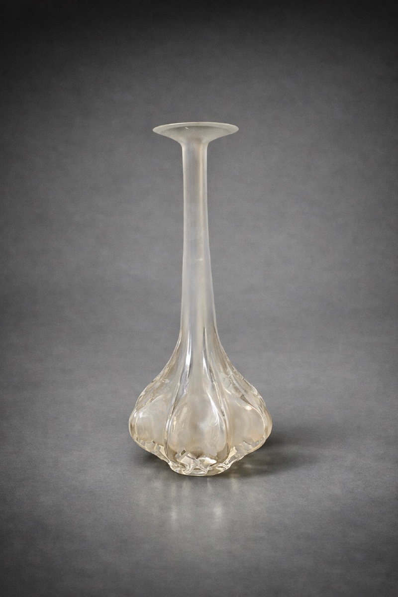 Vase - Crystal - Lalique - Marie Claude - France - 20th Century 