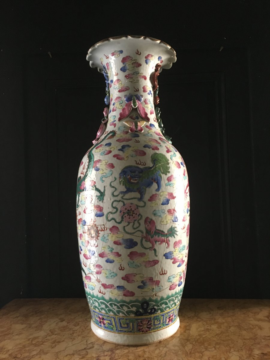 Important Rose Family Vase China XIX