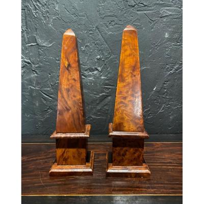 Pair Obelisks - Burl Walnut - France - XIXth