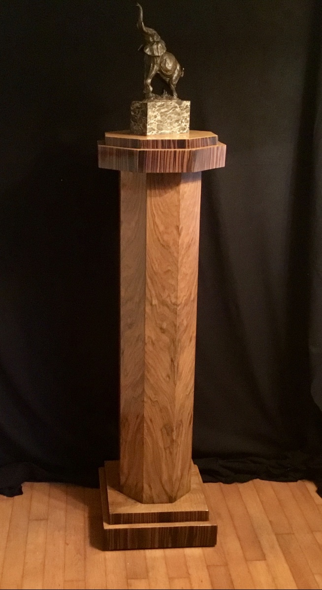 Colonne Art-Déco