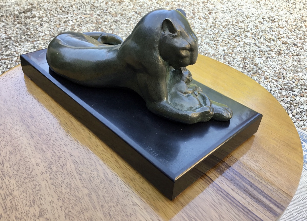 Bronze Sculpture Of A Lioness And Her Cub-photo-4