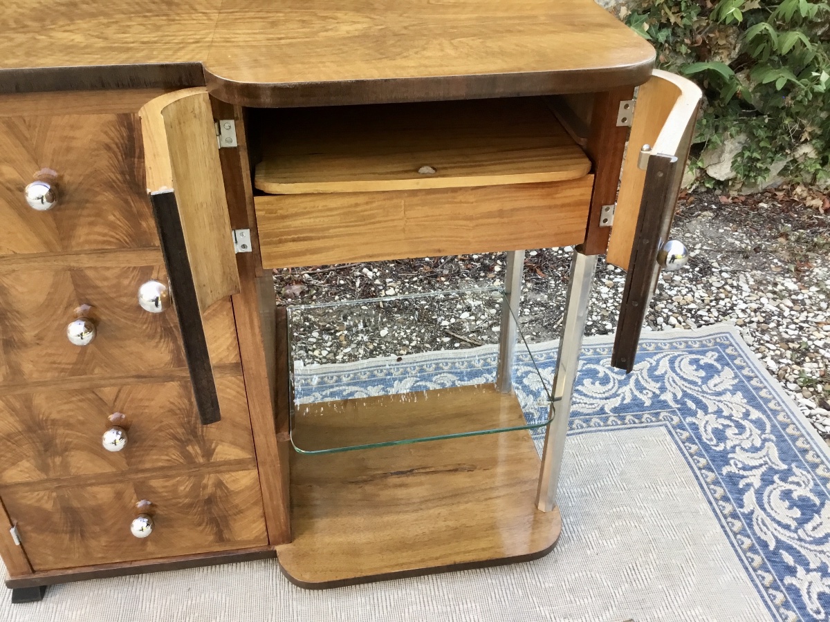 Asymmetrical Art Deco Bar Made Of Walnut-photo-2