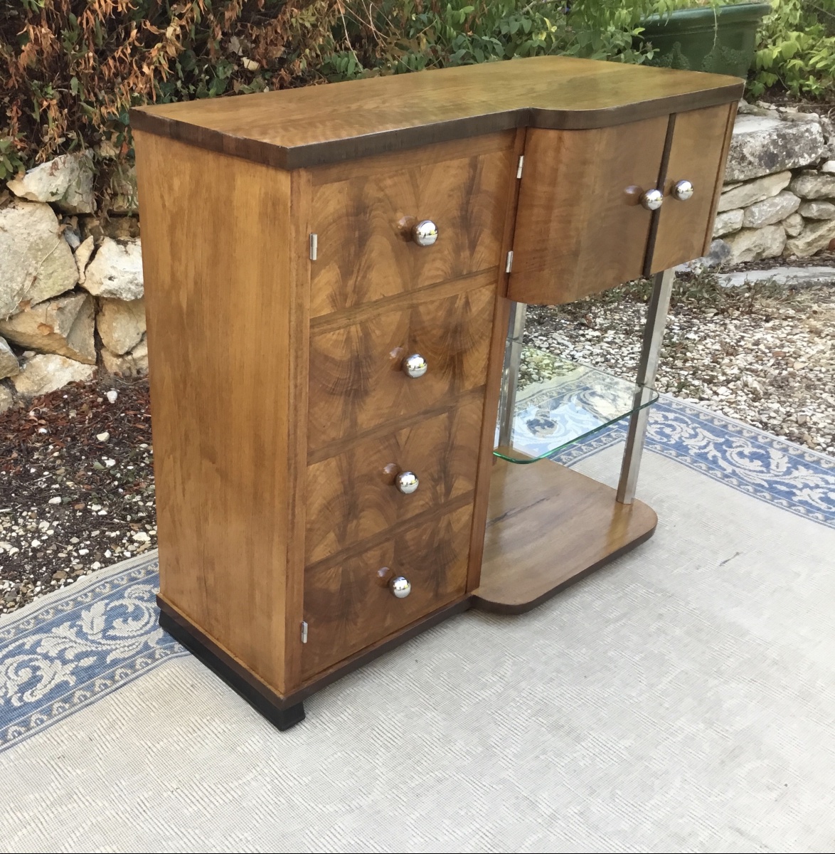 Asymmetrical Art Deco Bar Made Of Walnut-photo-5