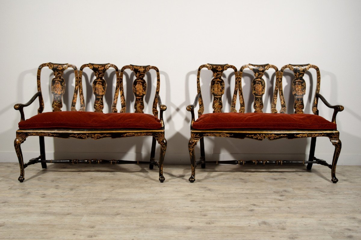 Pair Of Sofas In Carved Walnut And Lacquered Chinoiserie, Venice, Early 18th Century-photo-2