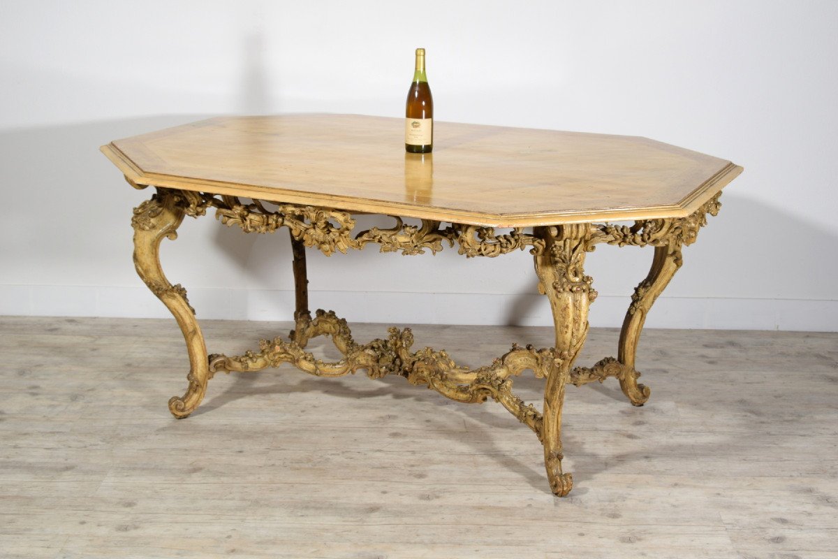 Italian Baroque Carved Gilt And Lacquered Wood Center Table, Structure From 18th Century -photo-6