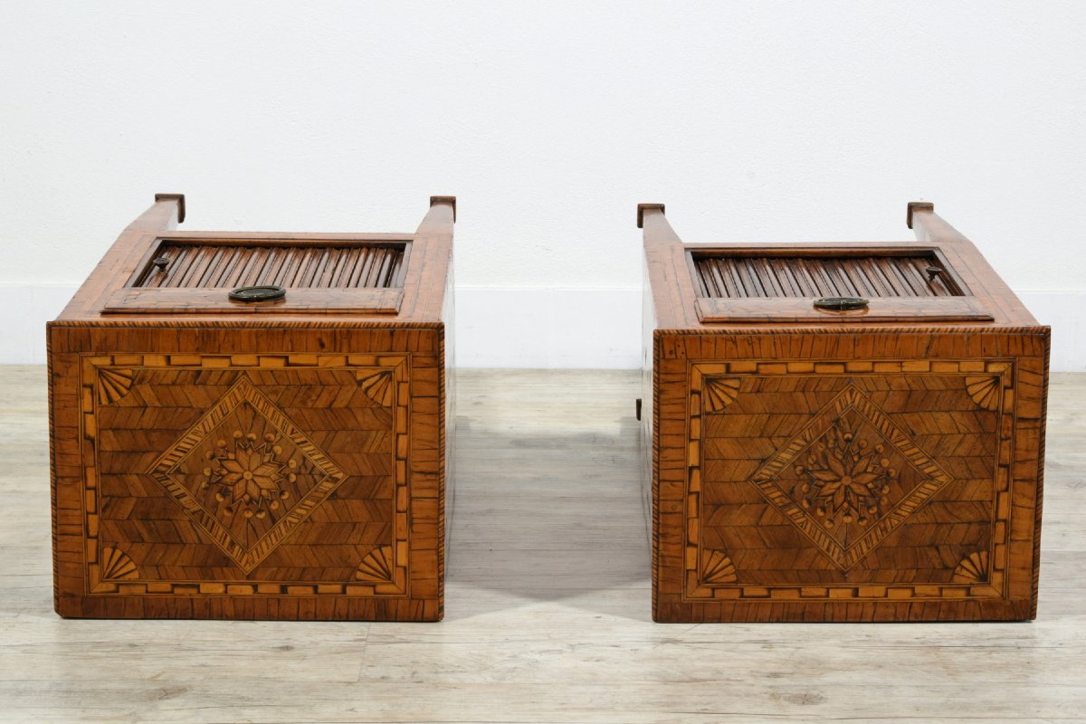 18th Century, Pair Of Italian Neoclassical Inlay Wood Night Stands-photo-4