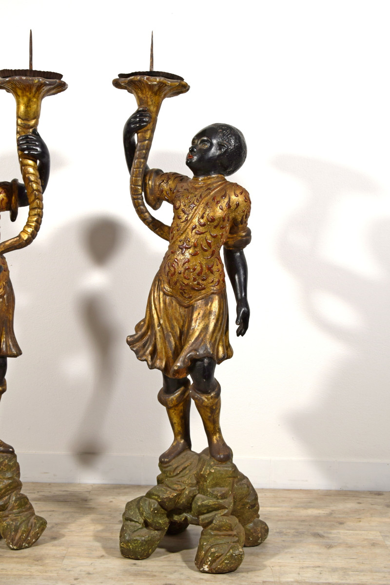 Paire de maures Porte Torchère en bois sculpté, laqué et doré, Sicile, XVIIIe siècle-photo-8