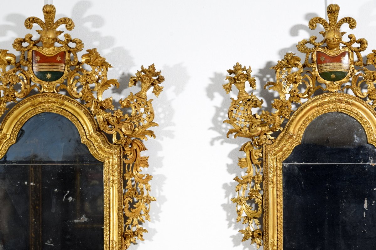Paire de miroirs en bois sculpté et doré, Vénétie, XVIIIe siècle-photo-2