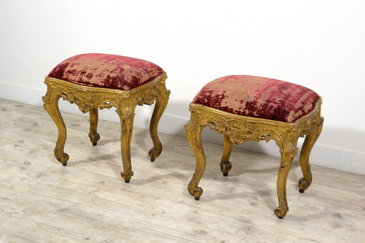 18th Century, Pair Of Baroque French Carved And Gilded Wood Center Stools -photo-4