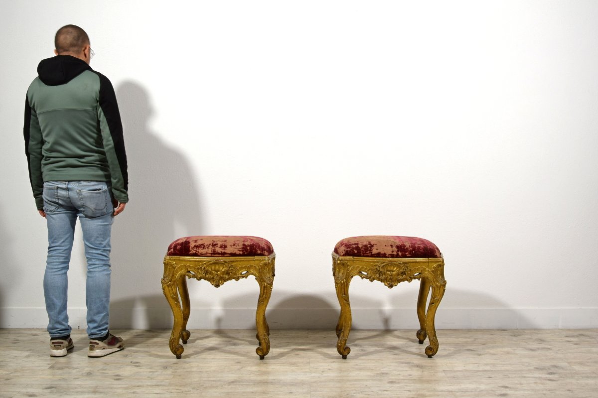 18th Century, Pair Of Baroque French Carved And Gilded Wood Center Stools -photo-6