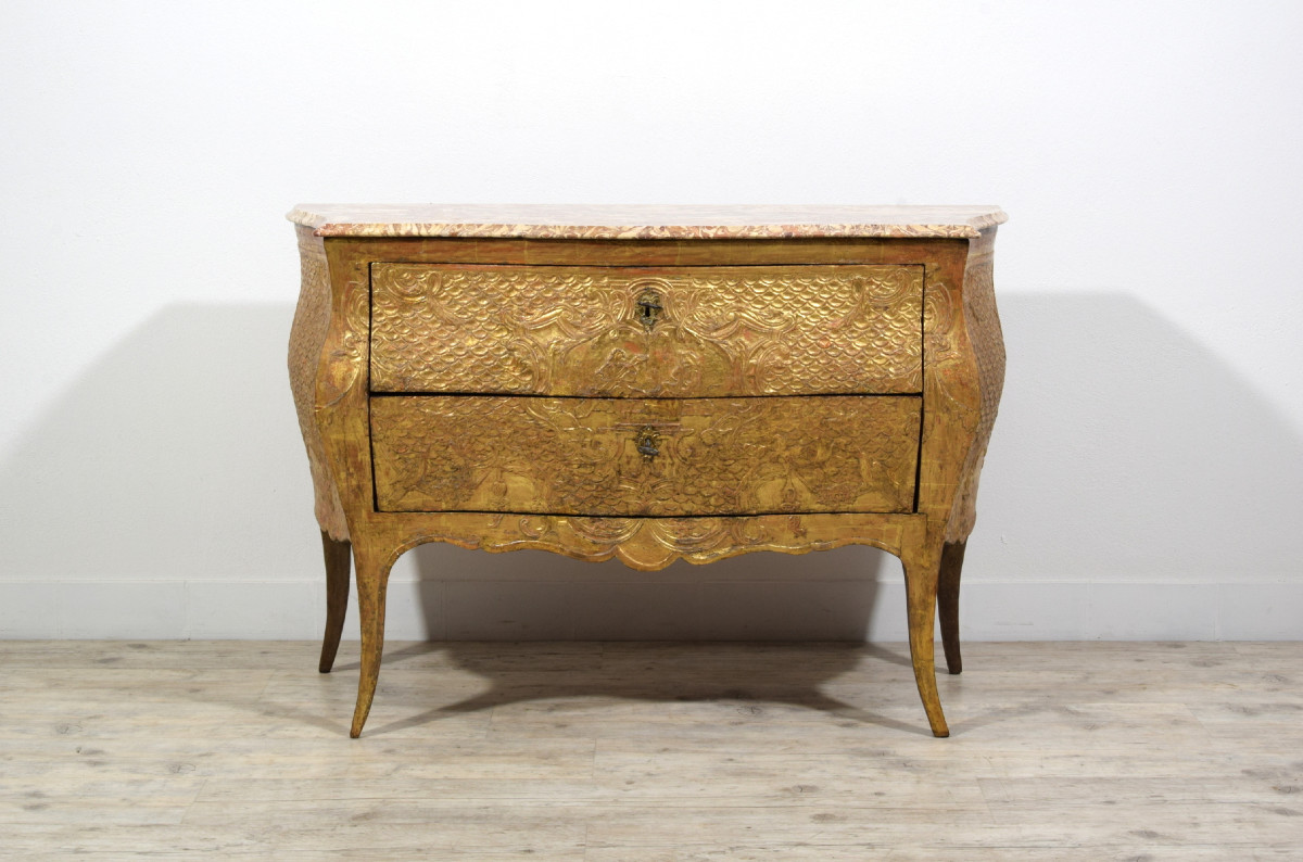 Commode baroque en bois sculpté et doré, Sicile milieu du XVIIIe siècle-photo-2