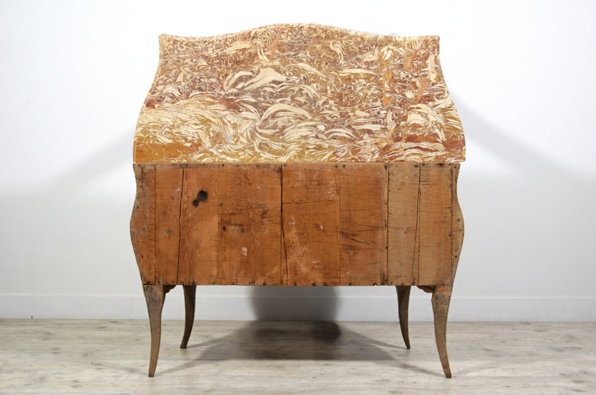 Commode baroque en bois sculpté et doré, Sicile milieu du XVIIIe siècle-photo-5